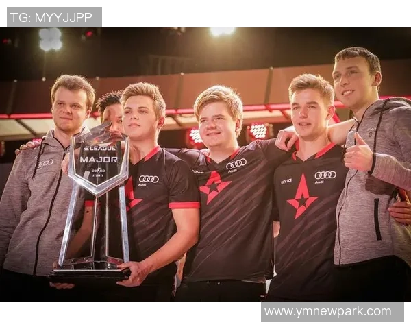 V5战队在CSGO中的角色转换分析与成败得失探讨