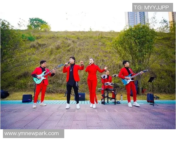 成都马拉松街舞队精彩表现团队协作展现城市活力与激情